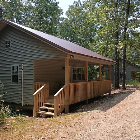 Sugar Pine Cabins Yellville Exterior photo